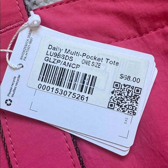 NWT Daily Multi Pocket Tote - Picture 3 of 7